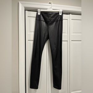 Faux leather legging
